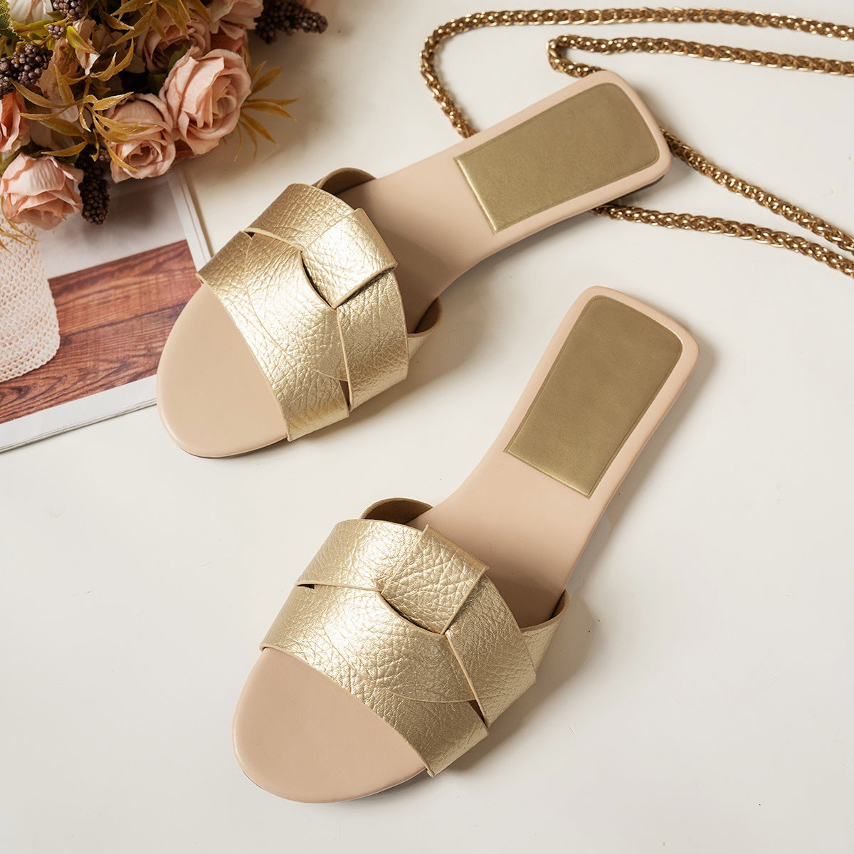Airy Cork Sandals