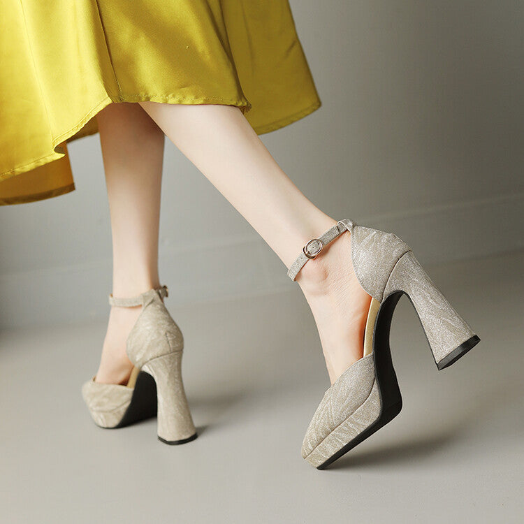 Relaxed Wedge Sandals