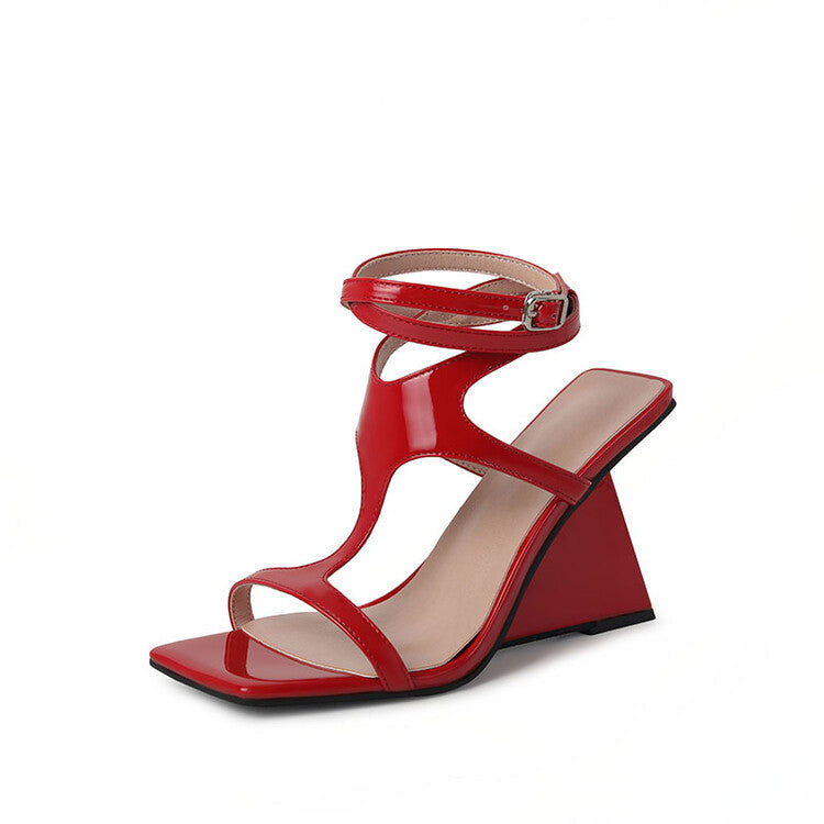 Weekend Metallic Sandals