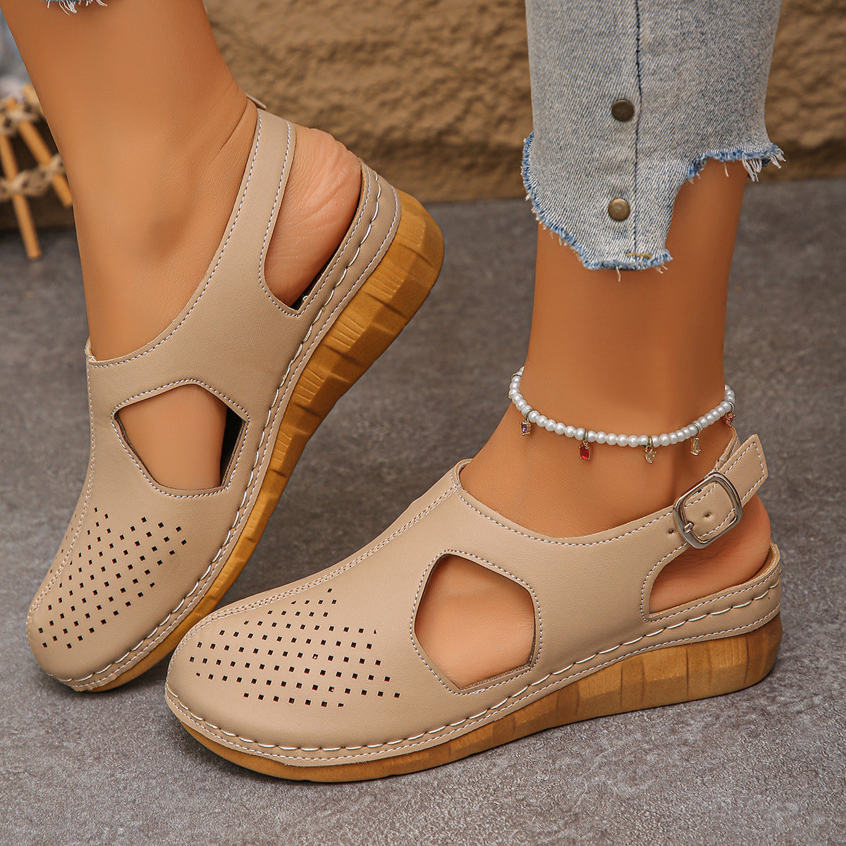 Weekend Slide Sandals