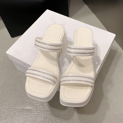 Minimal Summer Sandals
