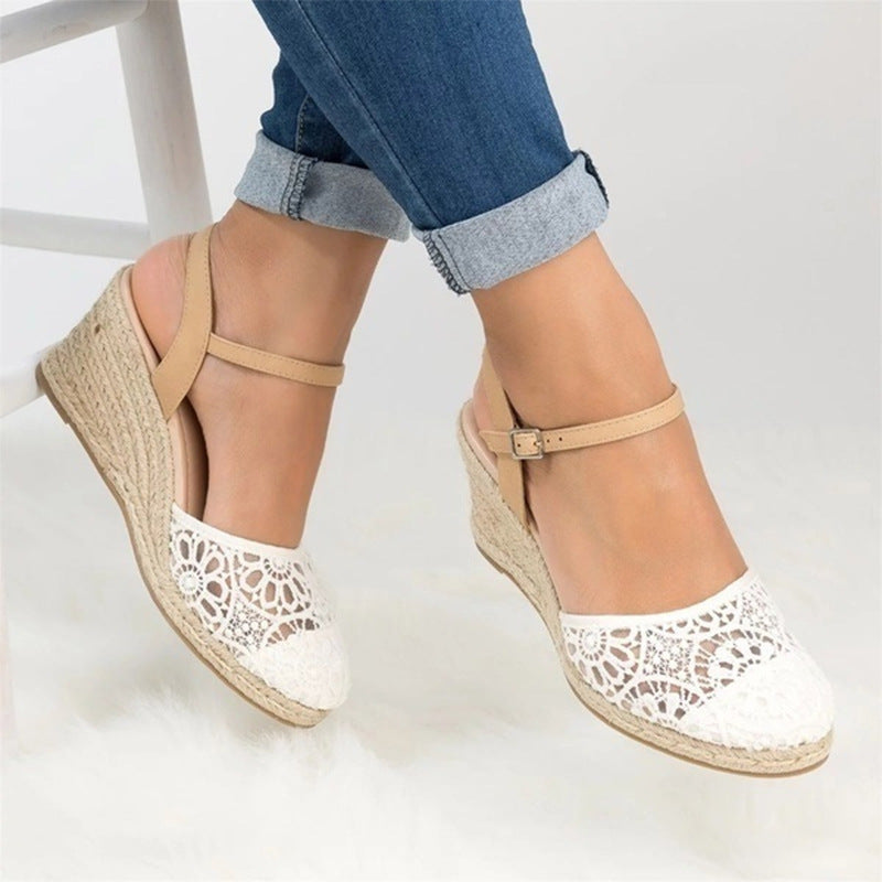 Minimal Soft Sandals