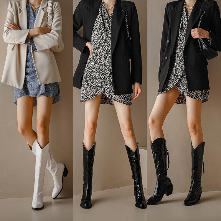 Daily Chelsea Boots