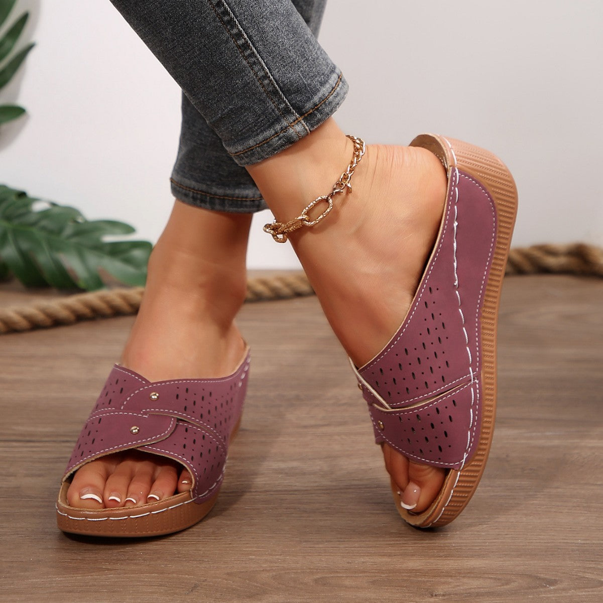 Natural Soft Sandals