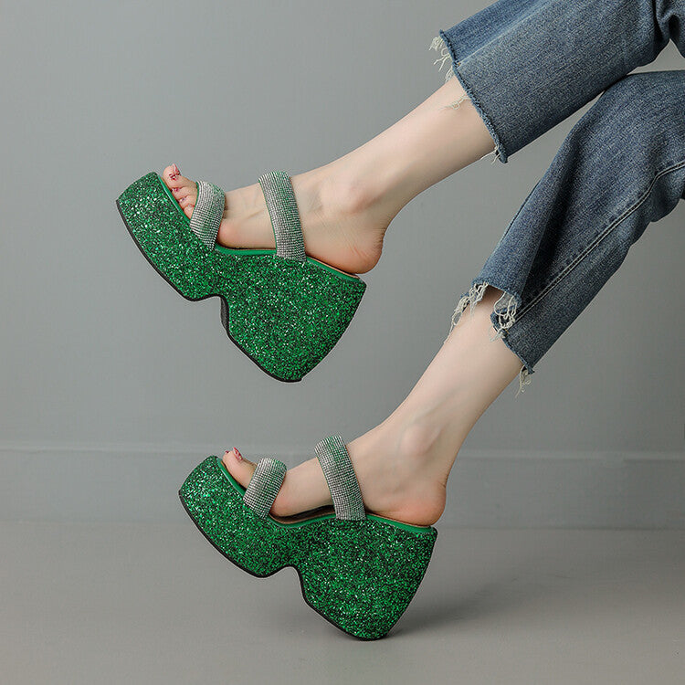 Minimal Summer Sandals