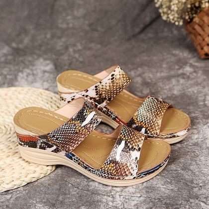 Simple Wedge Sandals