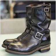 Minimal Zip-Up Boots