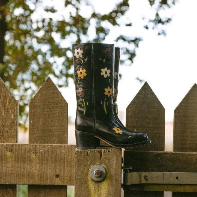 Modern Autumn Boots