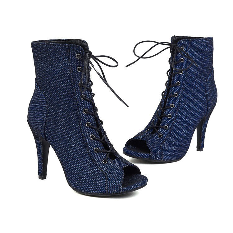 Clean Raffia Sandals