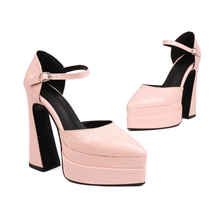 Comfortable Buckled Sandals