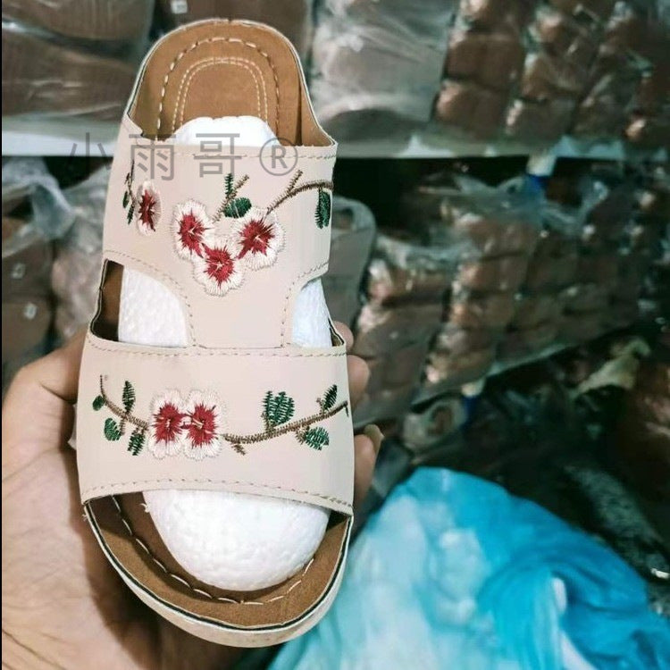 Breezy Classic Sandals