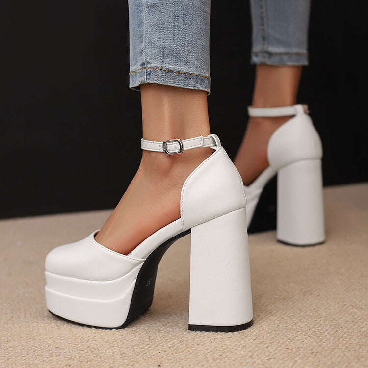 Vacation Resort Sandals