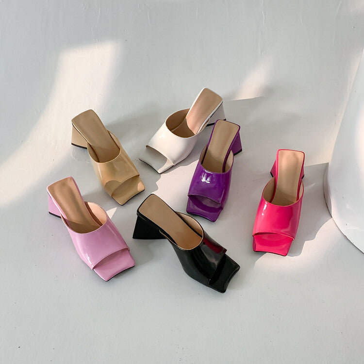 Relaxed Wedge Sandals