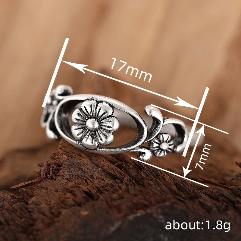 Minimalist Vintage Jewelry