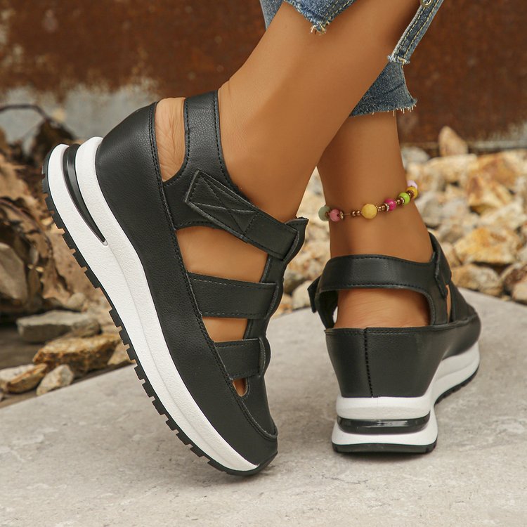 Simple Vacation Sandals