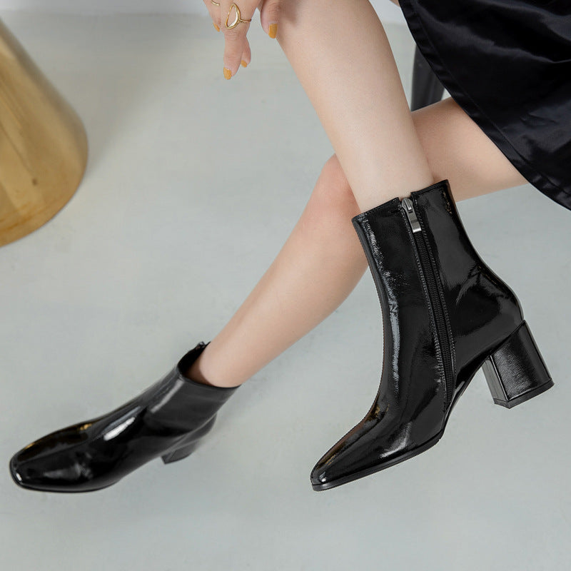 Relaxed Heeled Boots