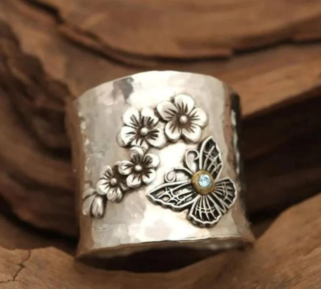 Pretty Necklace Jewelry