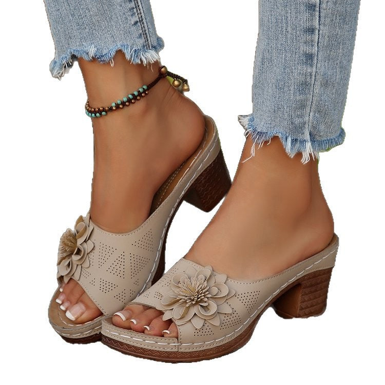 Airy Classic Sandals