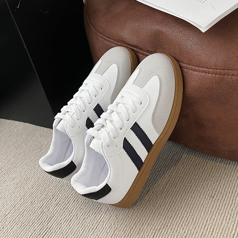 Easy Canvas Sneakers