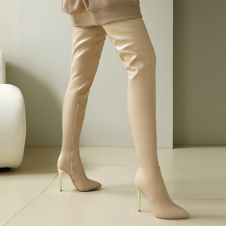 Relaxed Buckled Boots