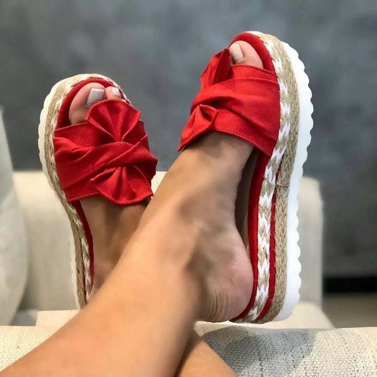 Minimal Everyday Sandals