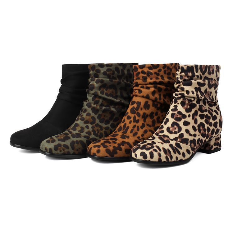 Casual Textured Boots