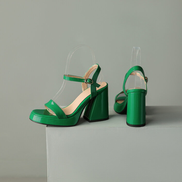 Weekend Cushioned Sandals