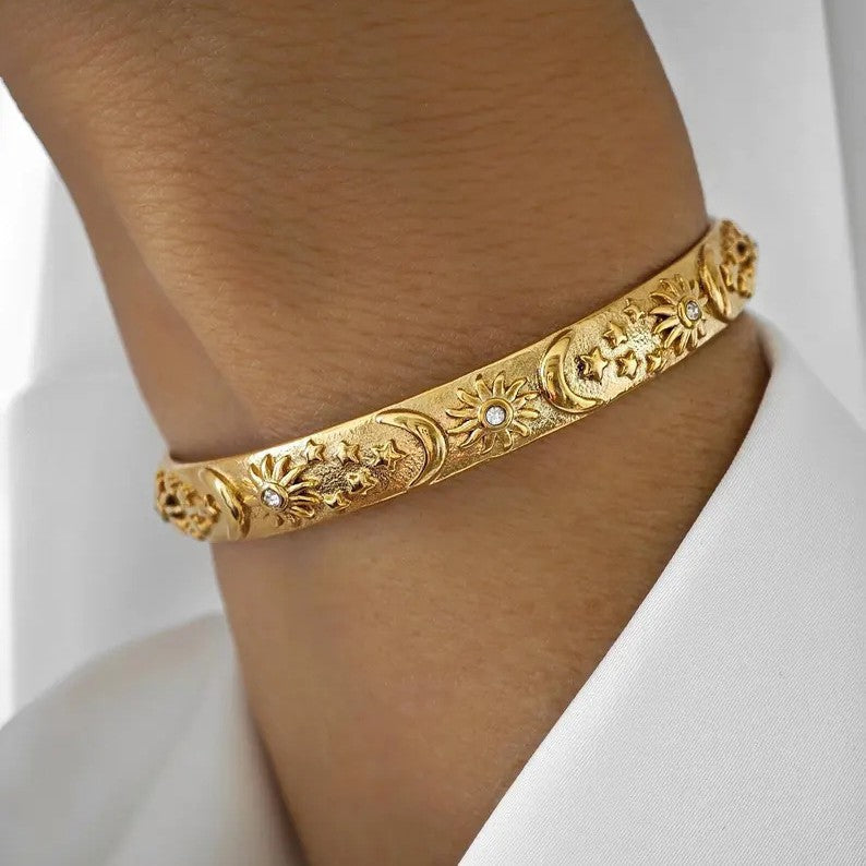 Simple Vintage Jewelry