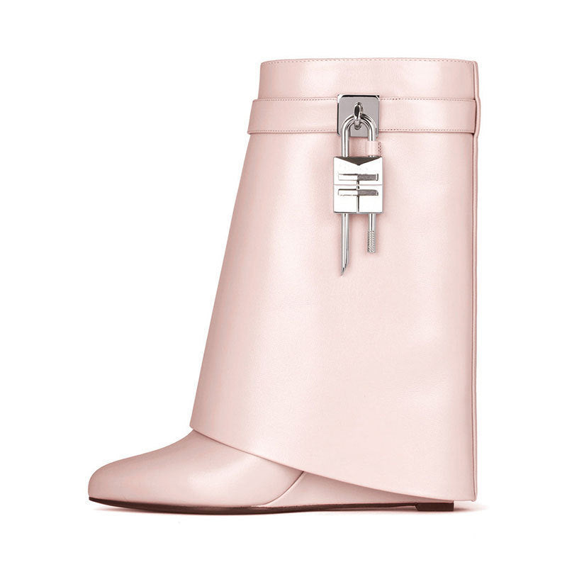 Travel Textured Boots