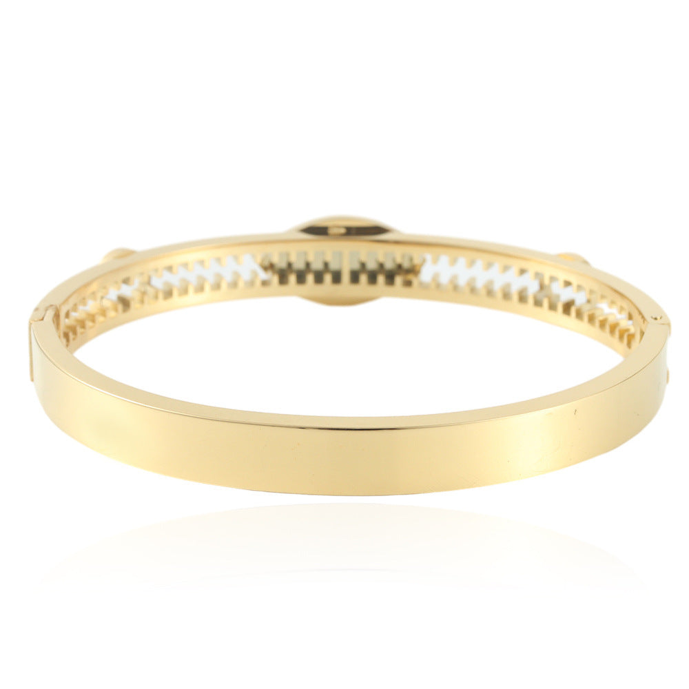 Classic Ring Jewelry
