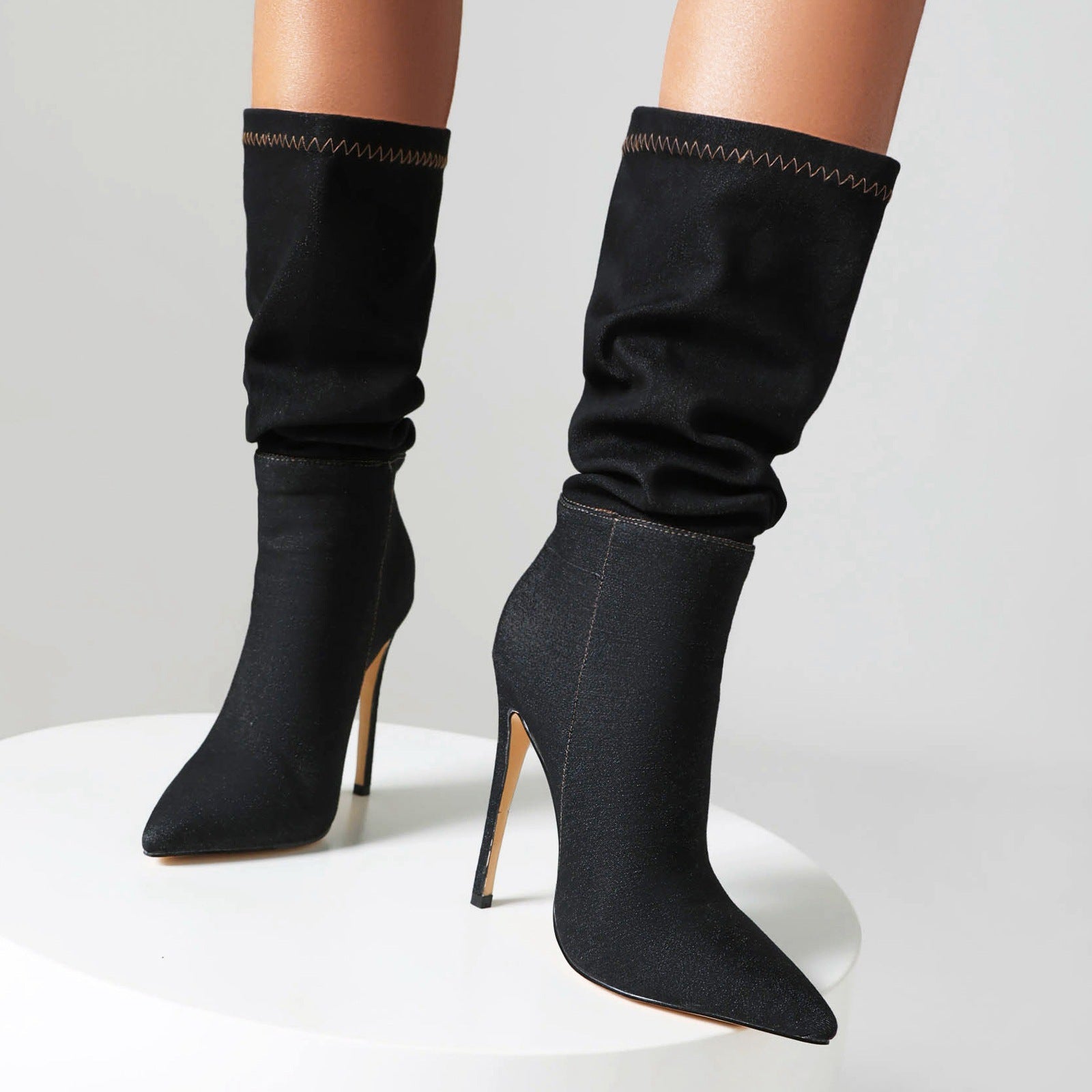 Airy Vintage Boots