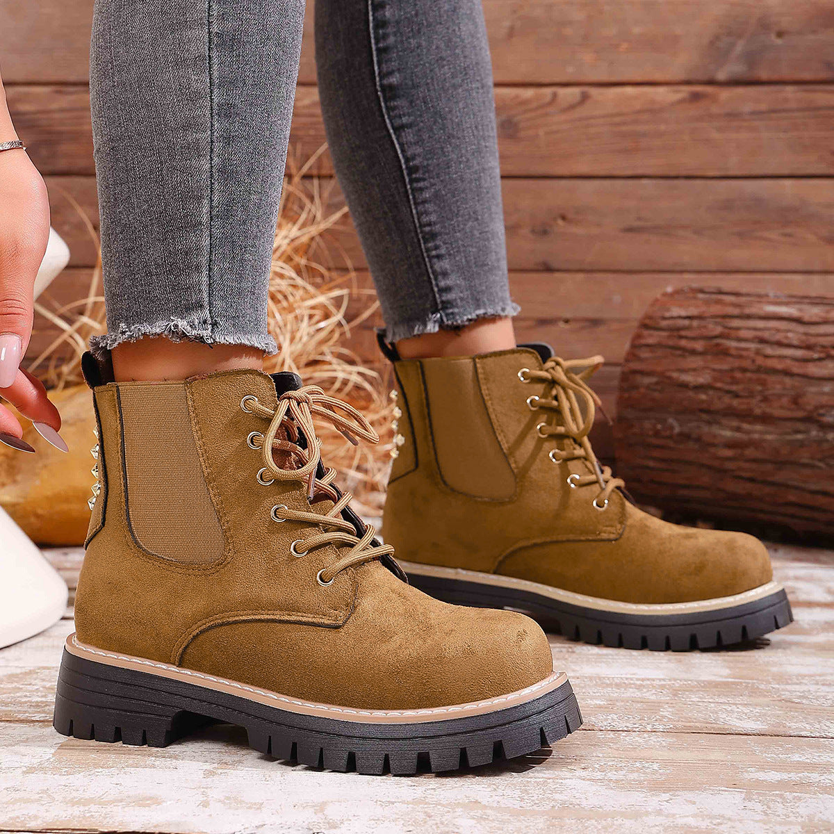 Airy Classic Boots