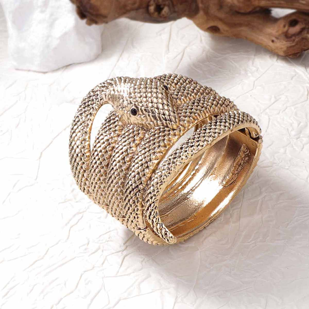 Simple Vintage Jewelry