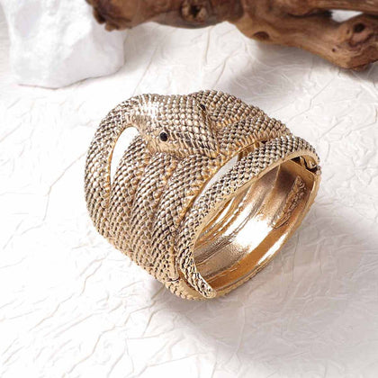 Simple Vintage Jewelry