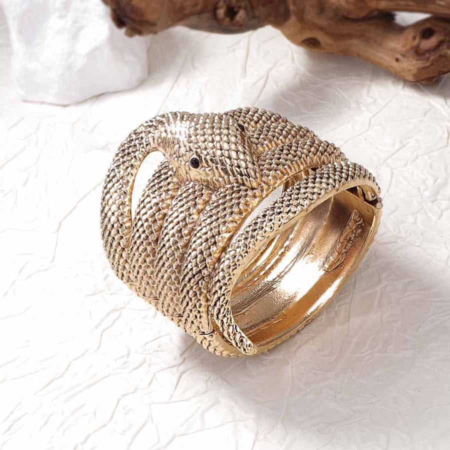 Simple Vintage Jewelry