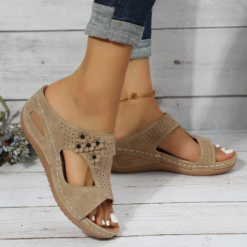 Everyday Metallic Sandals