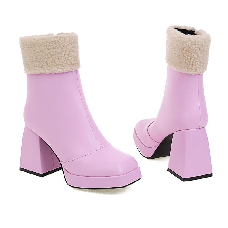 Relaxed Chelsea Boots