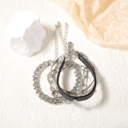 Minimalist Silver Jewelry