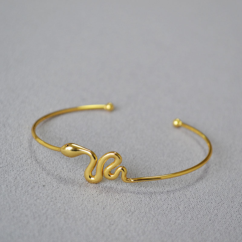 Clean Textured Jewelry