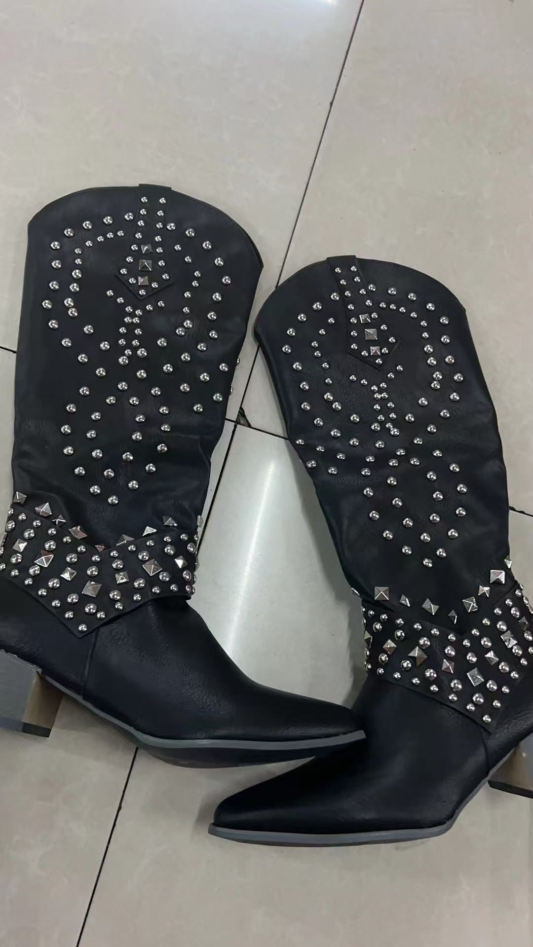 Easy Classic Boots