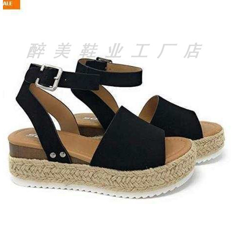Relaxed Lightweight Sandals