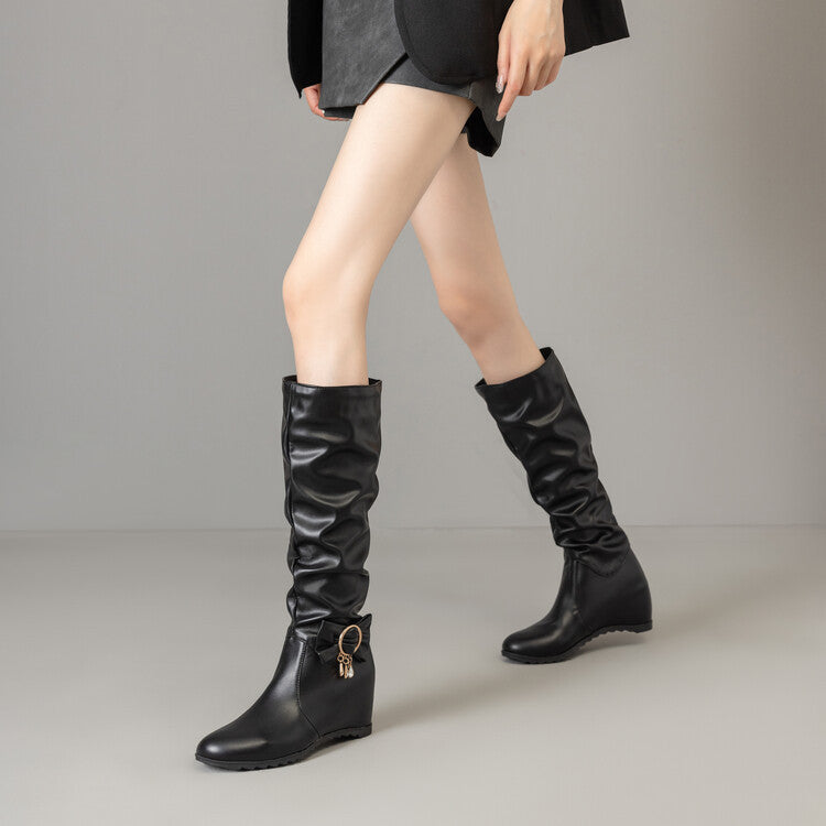Clean Warm Boots