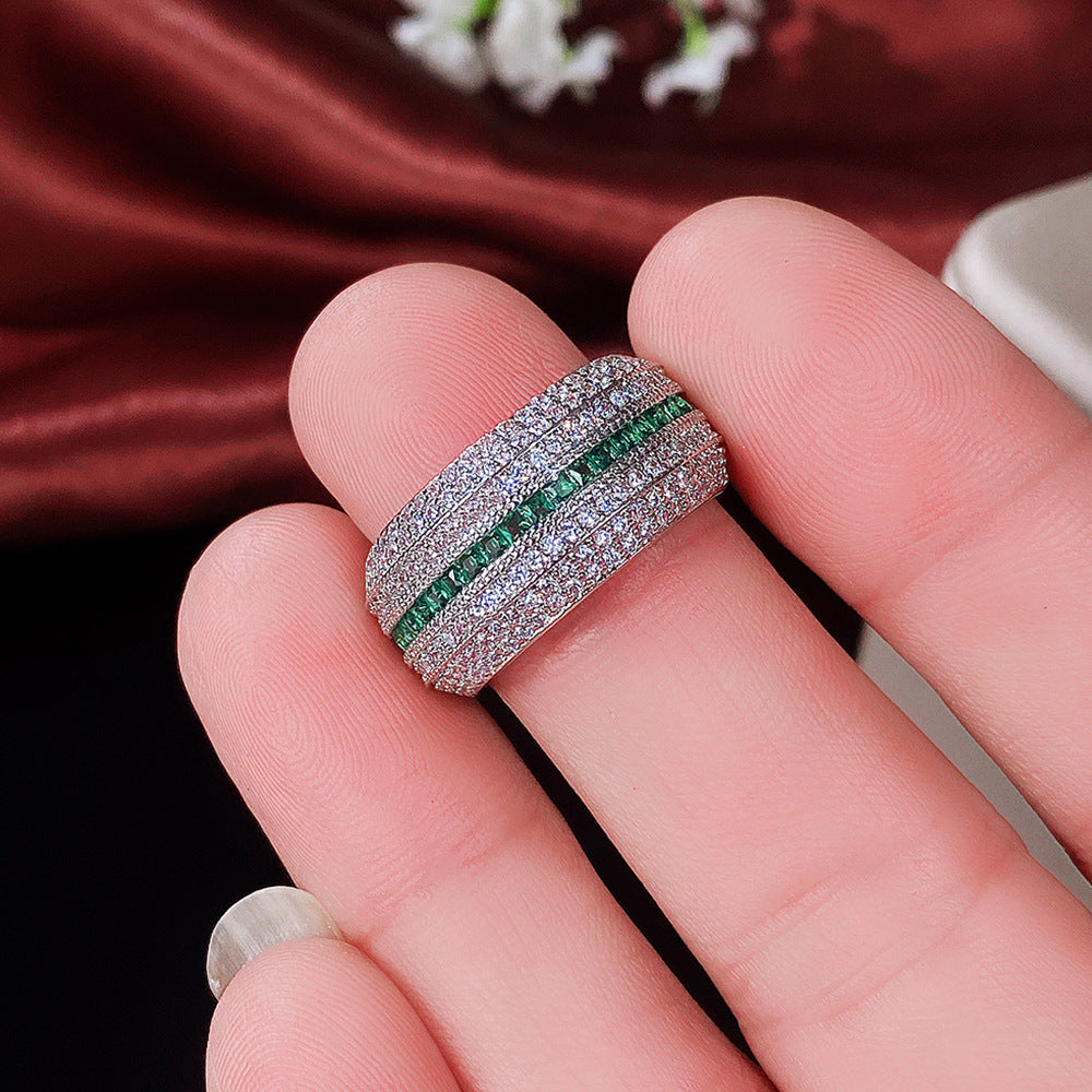 Minimalist Minimal Jewelry