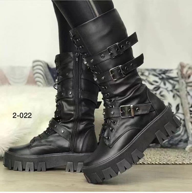 Clean Textured Boots