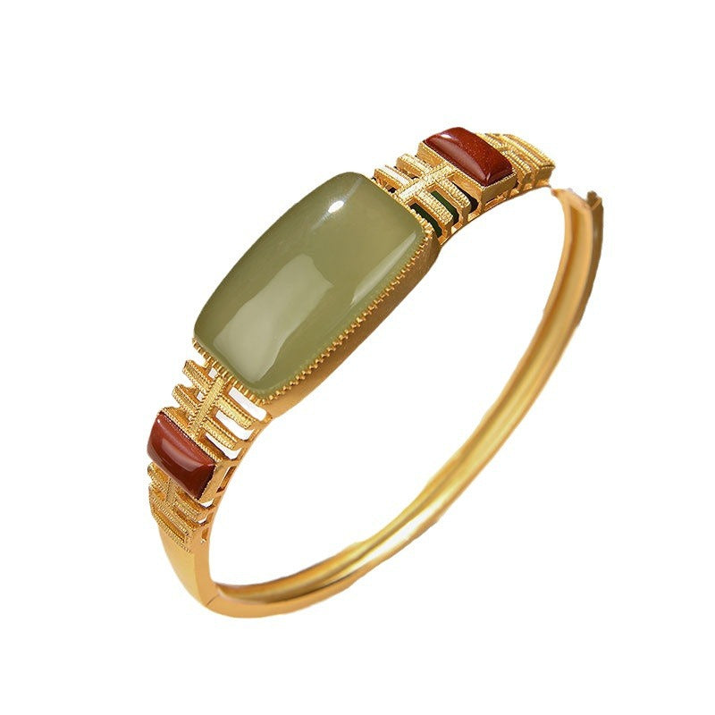 Elegant Vintage Jewelry