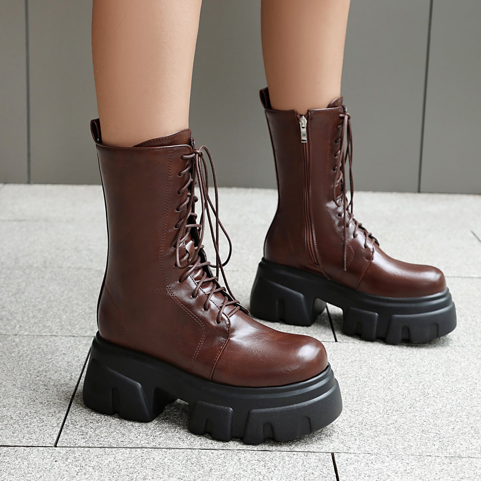 Simple Zip-Up Boots