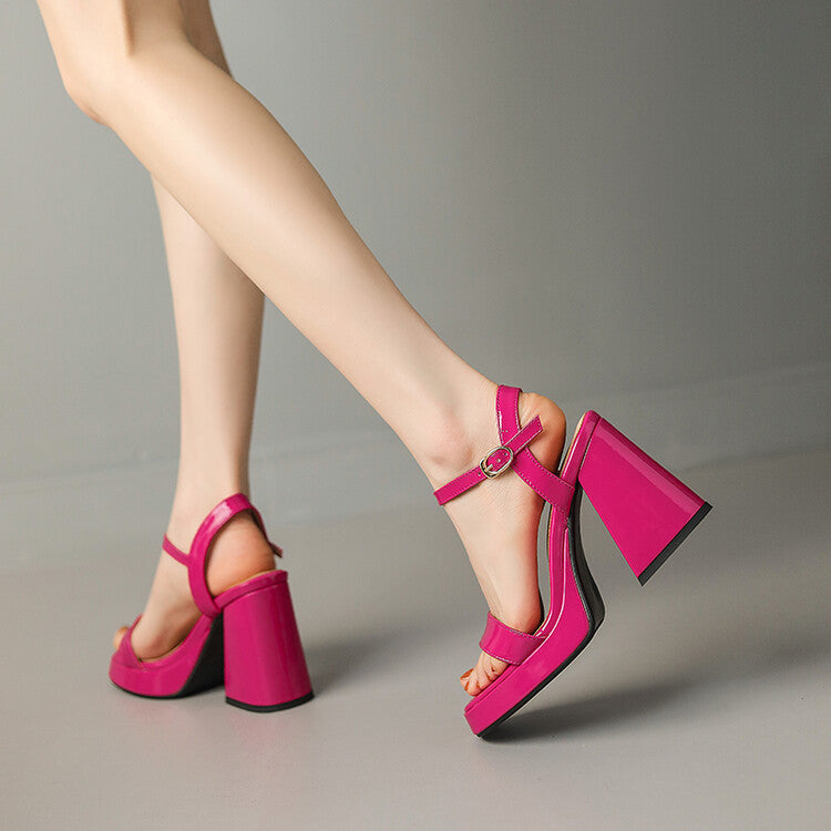 Weekend Cushioned Sandals