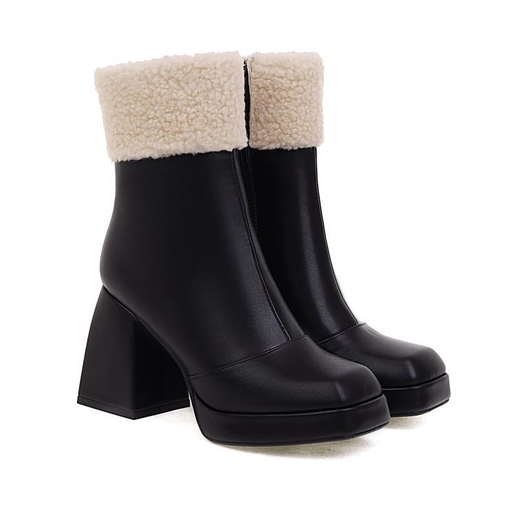 Relaxed Chelsea Boots