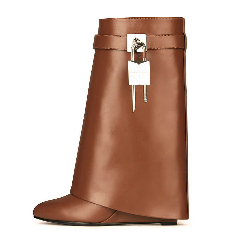 Travel Textured Boots