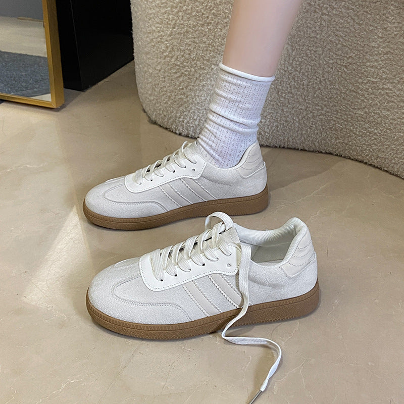 Easy Canvas Sneakers